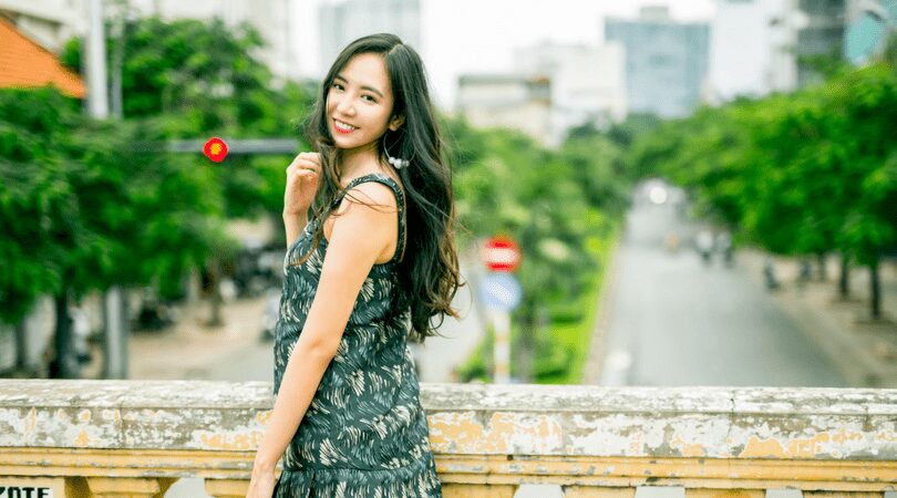 A smilling vietnamese girl
