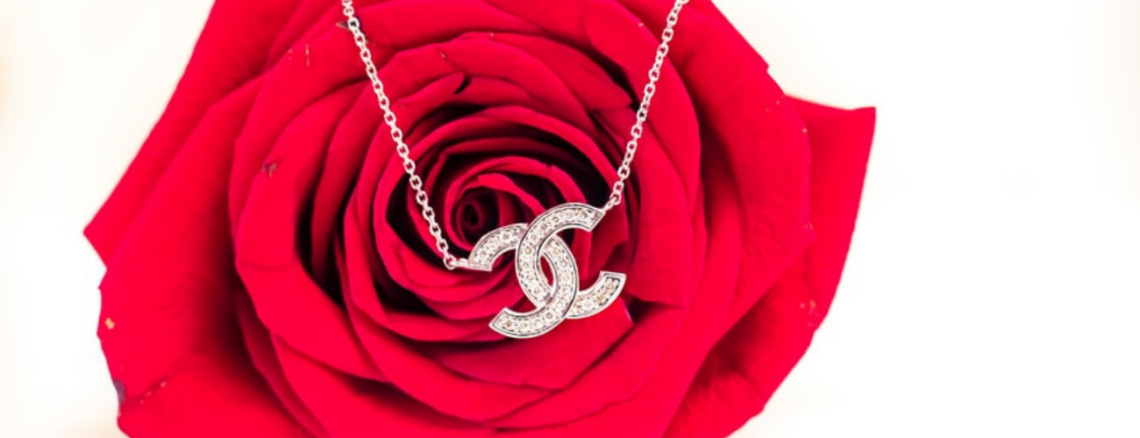 TrulyAsian 12 Best Valentine's Day Gifts for your Asian Date